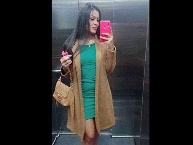 AlexaJanes - Live Sex Cam - 23260837