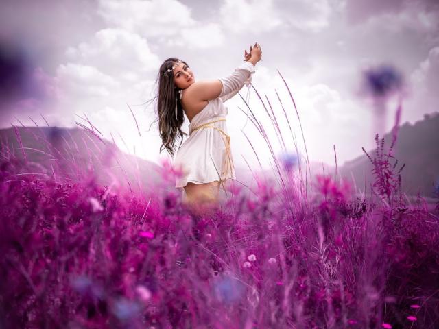 ValeryeSanders - Live Sex Cam - 23261845