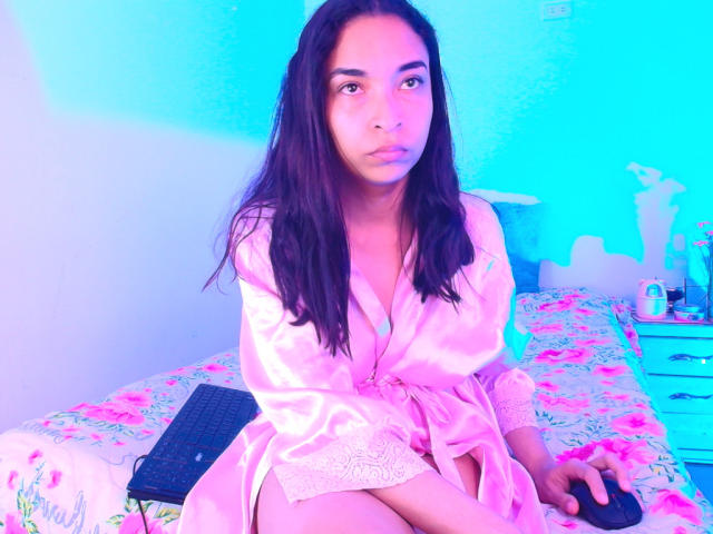 SarahyJhones - Live porn &amp; sex cam - 23267381