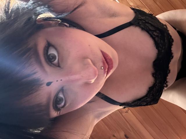 IzzysMisss - Live porn &amp; sex cam - 23269013