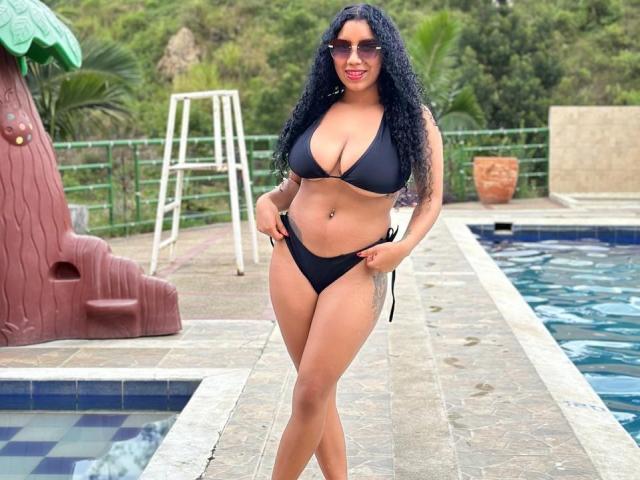 SerenaWillow - Live sex cam - 23271961