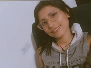 JulianaTasty - Live sex cam - 23272573