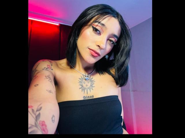 SalomeMille - Élő pornó és szexkamera - 23275097
