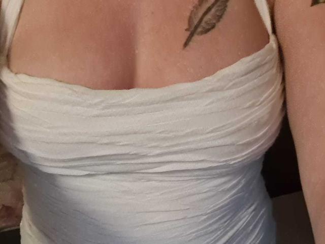 LaCoquinedu69 - Live Sex Cam - 23282181