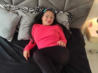 EmilyKingsley - Live sex cam - 23282949