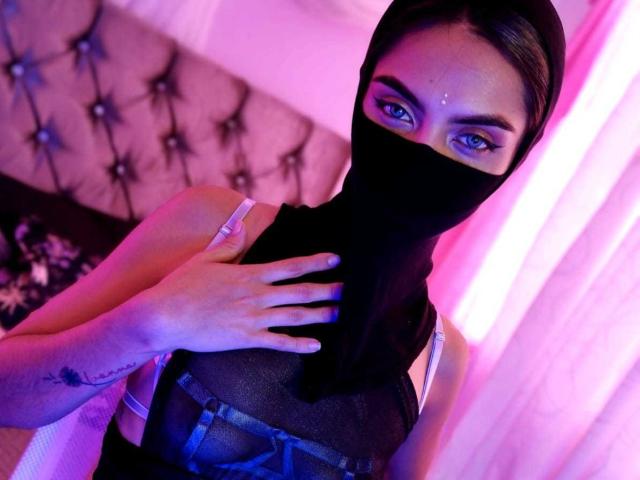 DalilaAlii - Live Sex Cam - 23285225