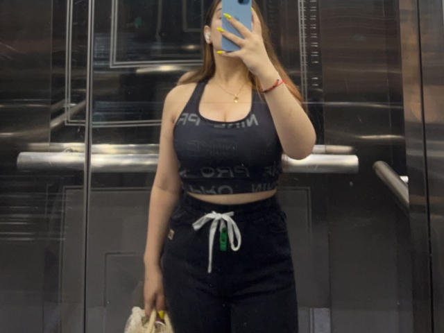 BeverlyApple - Live porn &amp; sex cam - 23285273