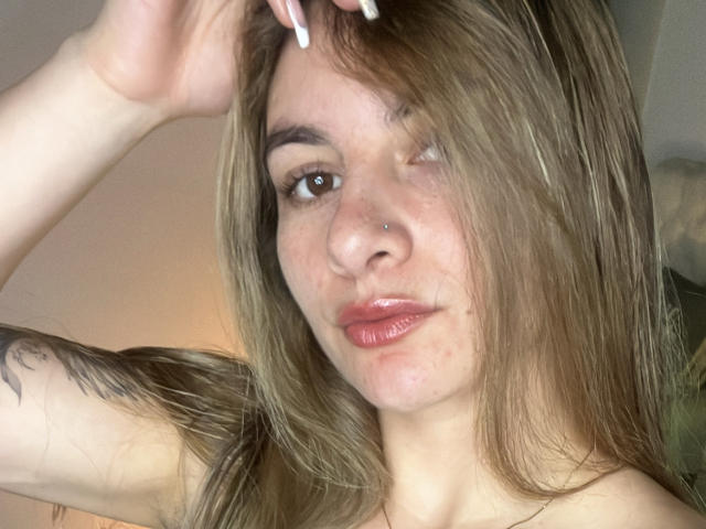 AtheneaRossi - Live sexe cam - 23287409