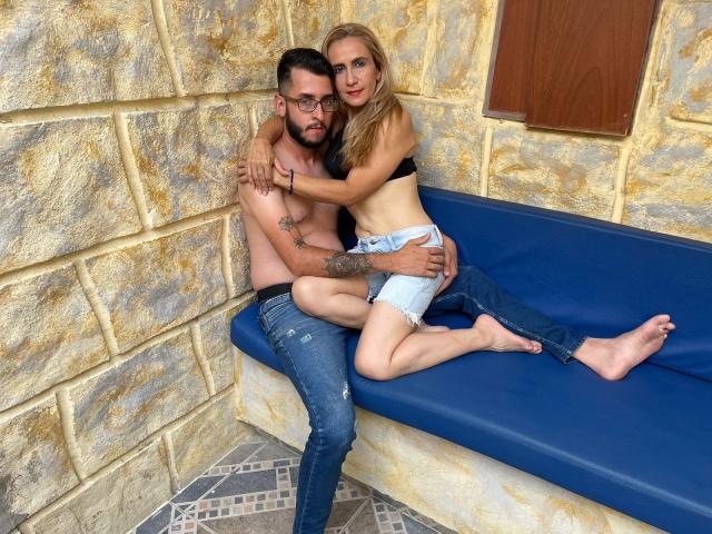 TifanyAndStiven - Live sex cam - 23289049