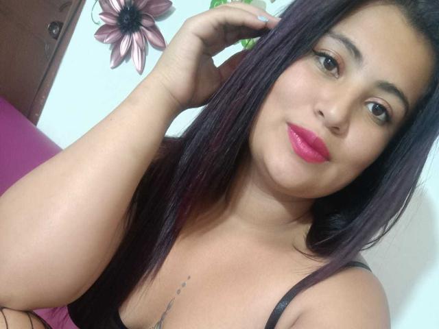 LunaAndTamara - Live sex cam - 23295325