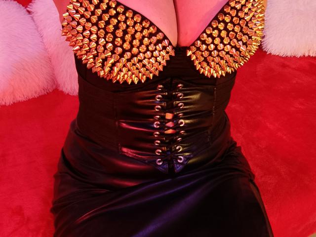 AmberSunshine - Live porn &amp; sex cam - 23296701