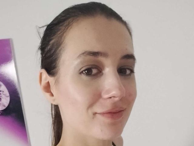 JuliaHuntis - Live sex cam - 23297057