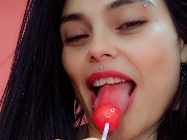 CharlotteCrofort - Live porn &amp; sex cam - 23298589