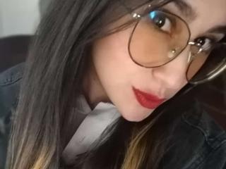 RousseWang - Live sex cam - 23299325