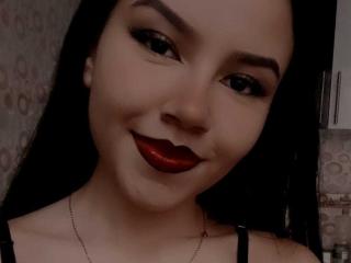 DaniaHill - Live Sex Cam - 23299917
