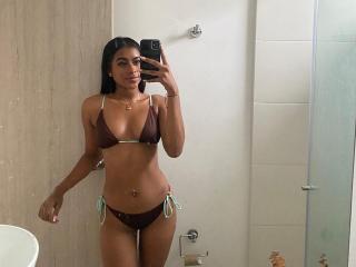 MelaniaRousse - Live sex cam - 23302945