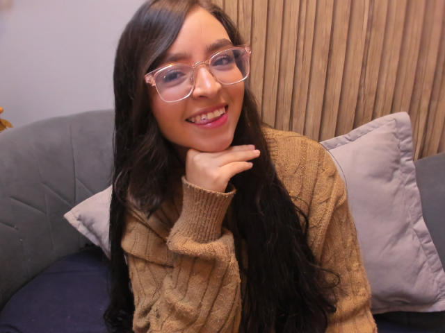 EvaMcAllister - Live sex cam - 23309677