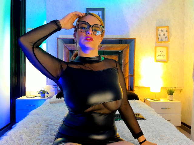 NikyRojas - Live sexe cam - 23315257