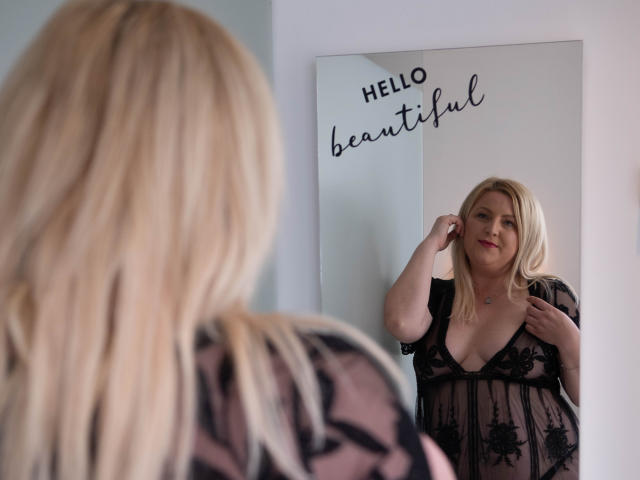 BlondineEmanuellaGrey - Sexe cam en vivo - 23328541