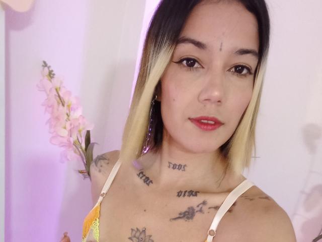 Veroo69 - Live sex cam - 23329341