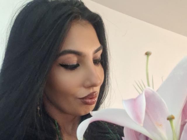 BrunetteBabe69 - Porno na żywo i seks kamera - 23332737