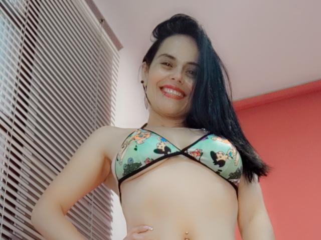 CharlotteCrofort - Live porn &amp; sex cam - 23335977