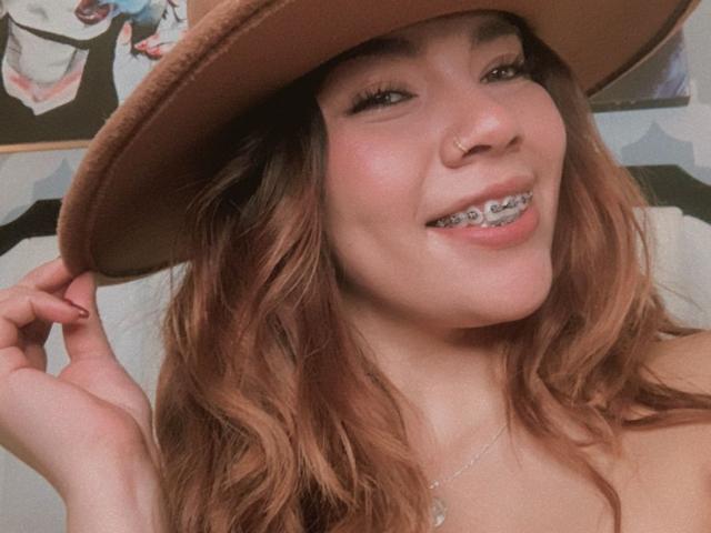 SofiaFerri - Live porn &amp; sex cam - 23344129