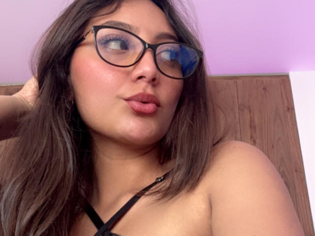 DianaFernandezz - Live sex cam - 23346089