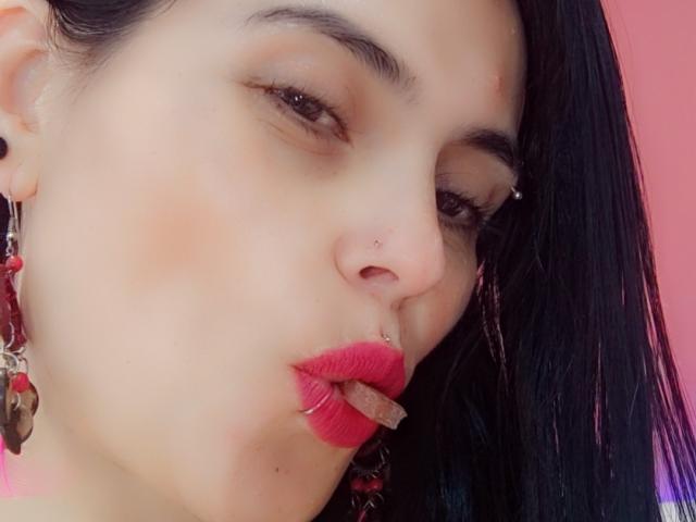 CharlotteCrofort - Live sexe cam - 23357729