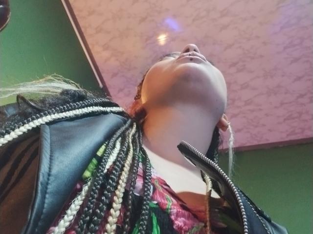 LunaTikka - Live porn &amp; sex cam - 23360621