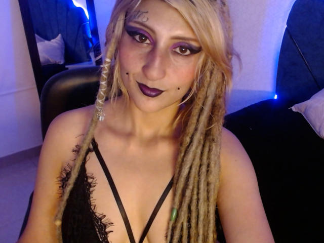 IsisDark - Live porn &amp; sex cam - 23362469
