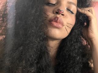 TiaraKitty - Live sex cam - 23365225