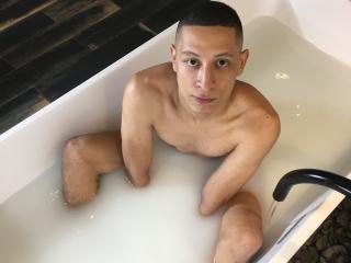 AdamCruz - Sexe cam en vivo - 23366337