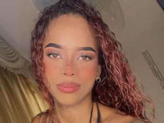 EvelynColinss - Live sex cam - 23369233