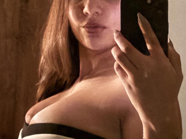 DianaFernandezz - Live porn &amp; sex cam - 23374993