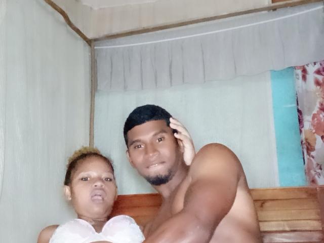 MeriAndMark - Live sex cam - 23376941