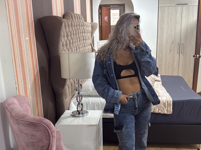 FloraSaenz - Live porn &amp; sex cam - 23379545