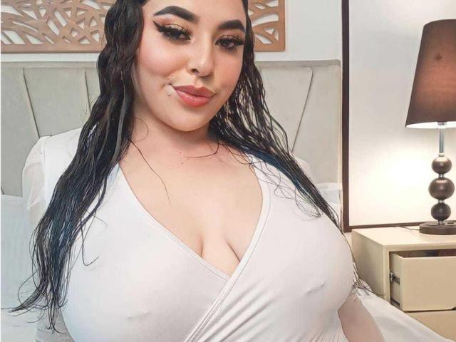 AntonellaLeroy - Live sex cam - 23380417