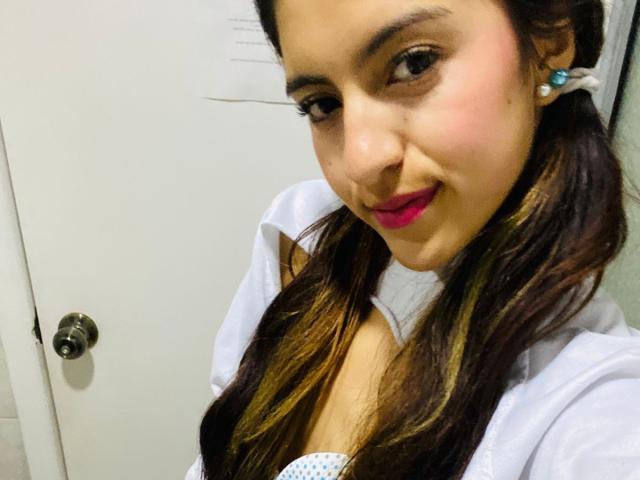 AliceHarrys - Live porn &amp; sex cam - 23382421