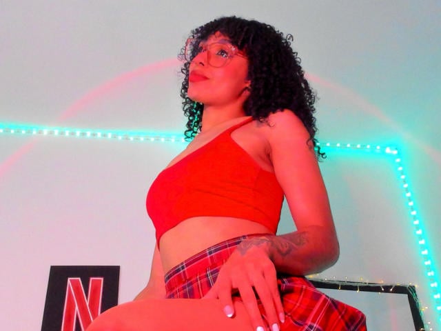 NickiBloom - Live porn &amp; sex cam - 23388165