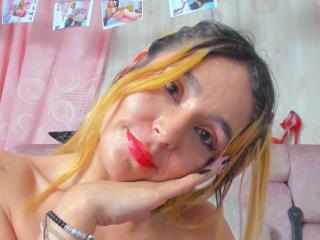 MindyWels - Live sex cam - 23395517