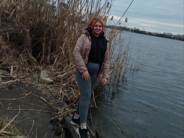 KatalinaRed - Sexe cam en vivo - 23400177