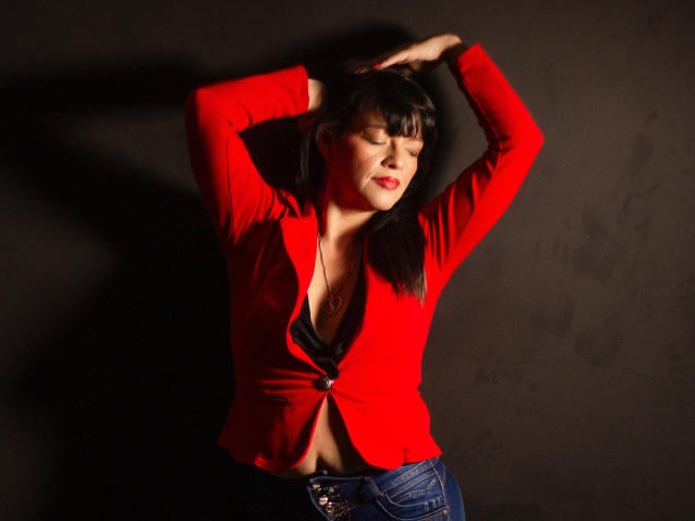 CarollMiiss - Live sex cam - 23402081
