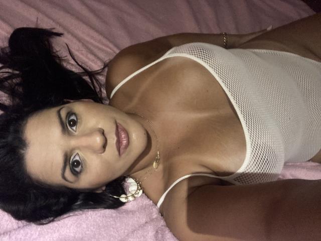 AylaBelo - Live sex cam - 23404557