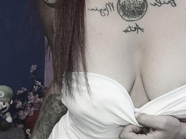 LiaWood - Sexe cam en vivo - 23408141