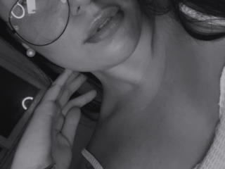 AlexaLip - Live sex cam - 23409589