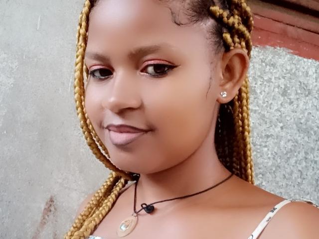 MeriAndMark - Live sex cam - 23415497