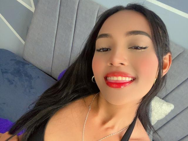 MissCharlotts - Live sex cam - 23415713