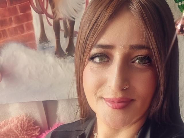 AlessadraJones - Sexe cam en vivo - 23416001