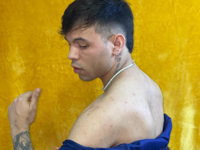 ArronWhite - Sexe cam en vivo - 23417533